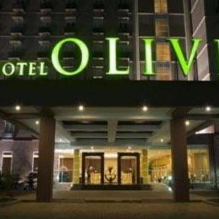 Hotel Olive Tangerang Exterior foto